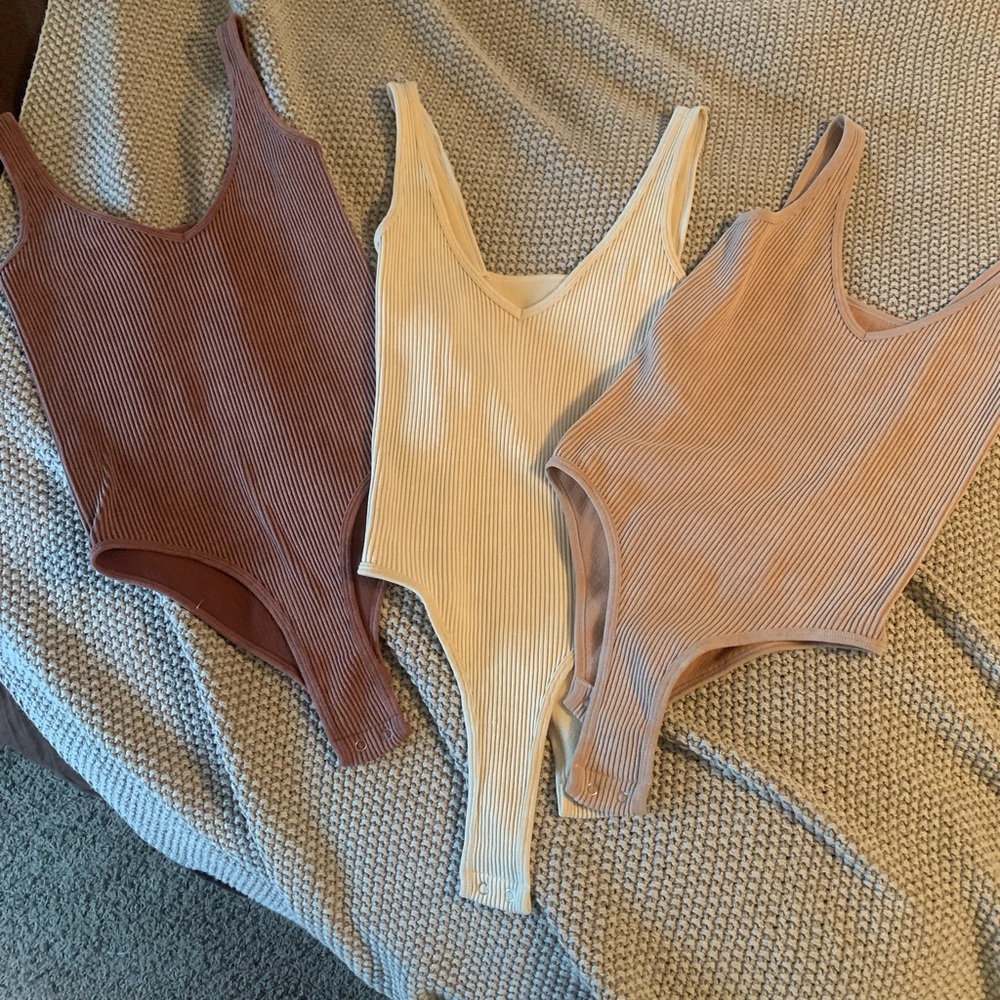 Set of 3 bodysuits
